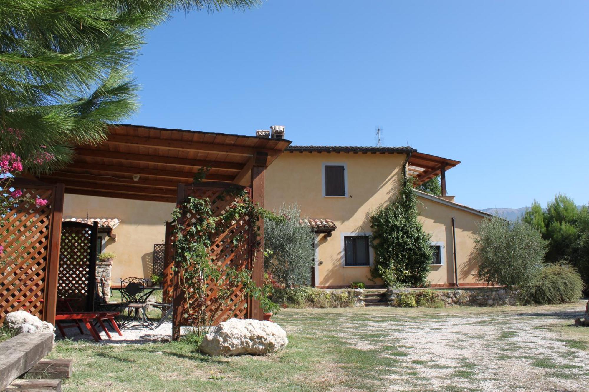 La Casa Di Gelsomino Villa Massa Martana Exterior photo