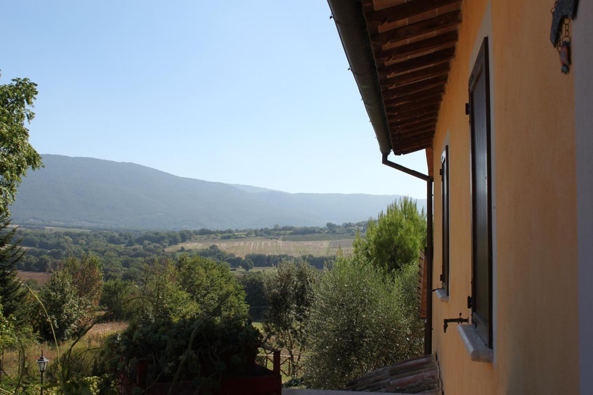 La Casa Di Gelsomino Villa Massa Martana Exterior photo